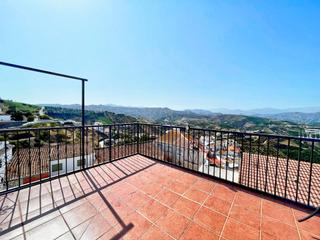 Bauernhof in Iznate. Casa de pueblo en iznate