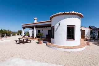 Masia a Arenas. Fabulosa casa de campo con vistas panorámicas al mar