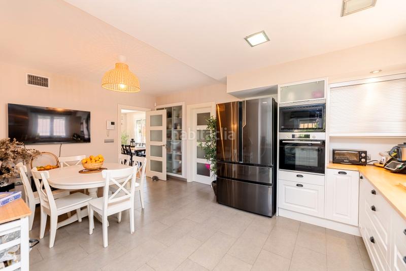 Foto 91db425c-4cf0-413b-926e-8df30d4df215. Chalet exclusivo chalet independiente en Centro Alhaurín de la Torre