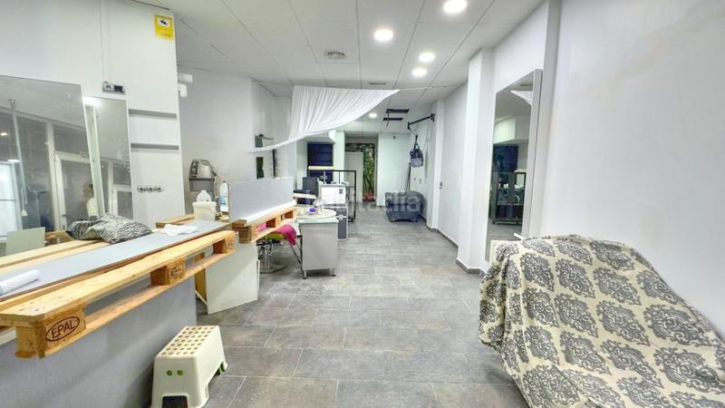 Foto 1644996e-a42d-4d7b-9e0c-f8c2b01de051. Alquiler local comercial oportunidad única de alquiler de local comercial en camino suárez en Málaga