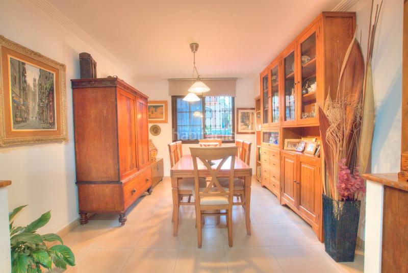 Foto 0ab2f79a-7313-4102-aada-9b87f314d31f. Chalet casa pareada con piscina en Centro Alhaurín de la Torre