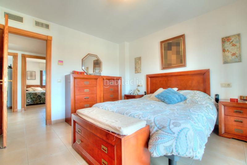 Foto 2269d835-4ad0-4b18-866a-71e4e5234fea. Chalet casa pareada con piscina en Centro Alhaurín de la Torre