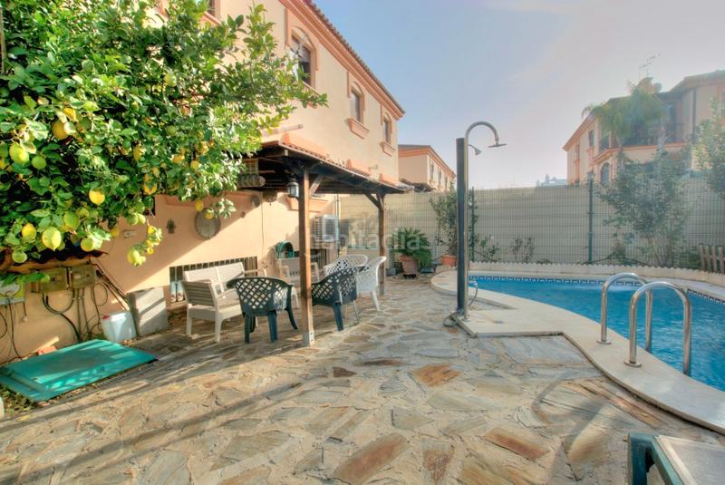 Foto 27044152-2699-4dd2-a00a-4e3722040886. Chalet casa pareada con piscina en Centro Alhaurín de la Torre