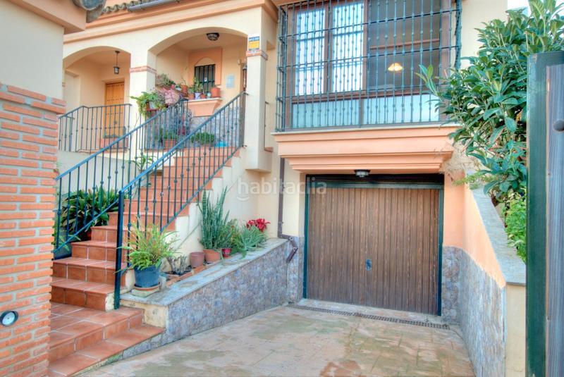 Foto 52024de5-d5a9-4d53-94e8-368ec9dc5ebf. Chalet casa pareada con piscina en Centro Alhaurín de la Torre