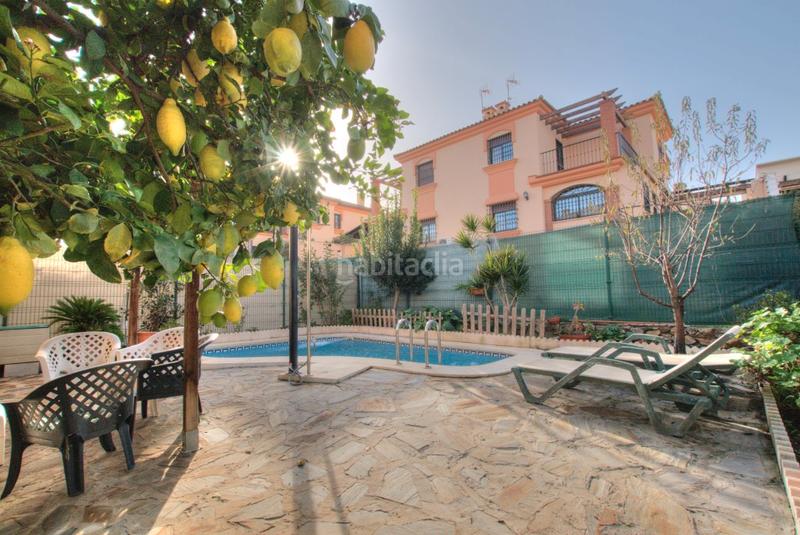 Foto 6be0c3a7-596e-4195-a267-8c8c6b6b546a. Chalet casa pareada con piscina en Centro Alhaurín de la Torre