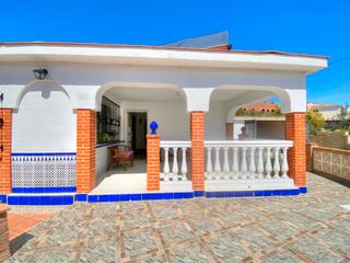 Xalet a Benajarafe. Casa independiente en benajarafe a solo 350m de la playa