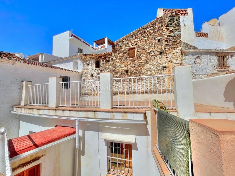 Foto cfabe216-4dfa-4ff5-91e5-a1ebf71df02d. Masia a Almáchar