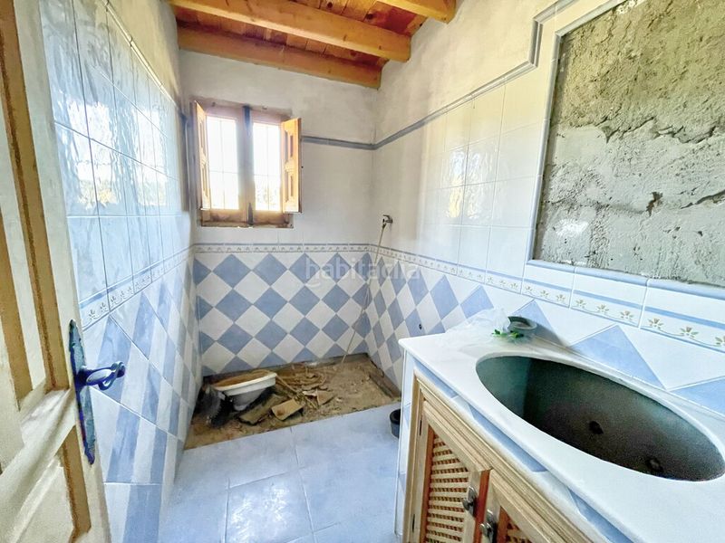 Foto 585e9c79-ebf6-4658-bdb8-3fe05029366d. Masia amb aparcament piscina a Borge (El)