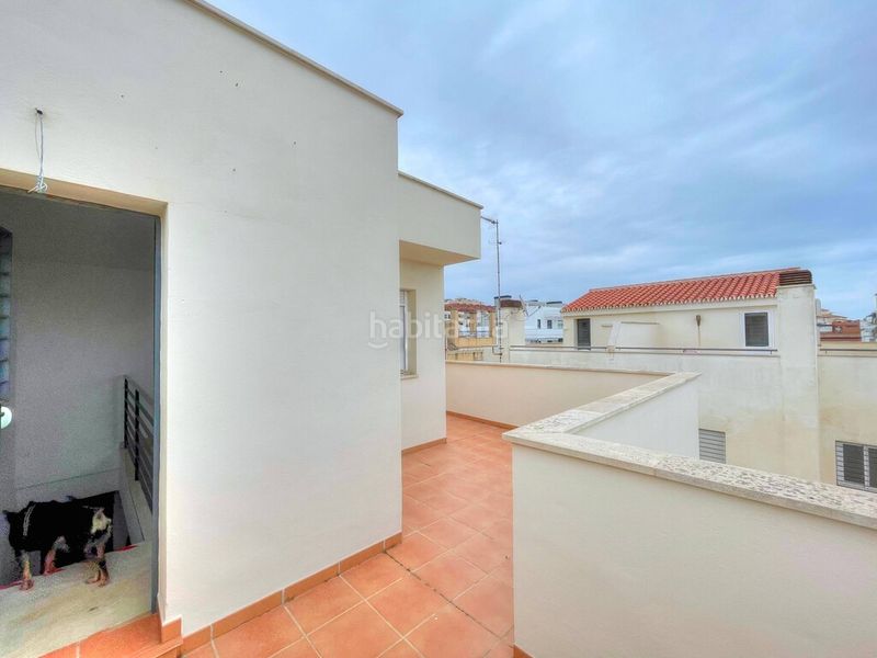 Foto 1be4ddb4-53ce-4a77-a757-9e22629ea8ef. Xalet amb aparcament piscina a Benajarafe