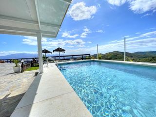Bauernhof in Borge (El). Exclusiva finca con vivienda, piscina y vistas panorámicas en el