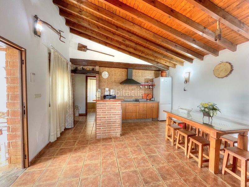 Foto 4f90431c-83d2-40b3-93e9-0adc91c3784a. Masia amb aparcament piscina a Borge (El)