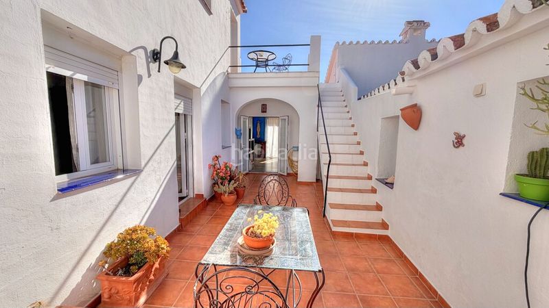 Foto dd822990-7581-4516-ad7c-1ae547cc8b18. Masia amb aparcament piscina a Benajarafe