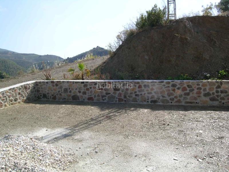 Foto f1926723-beda-4584-8fc5-fb25f9579dd2. Finca rústica a Comares