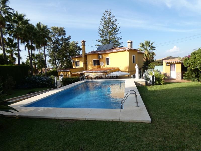 Foto 7750f889-e54d-4448-a073-b2db336b77c3. Chalet mit parking pool in Manantiales - Lagar - Cortijo Alhaurín de la Torre