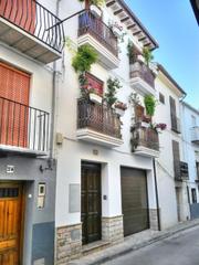 Xalet a Alhama de Granada. Casa con un toque histórico