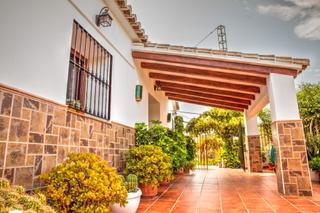 Country house in Benamargosa. Casa de campo situada en benamargosa con magníficas vistas