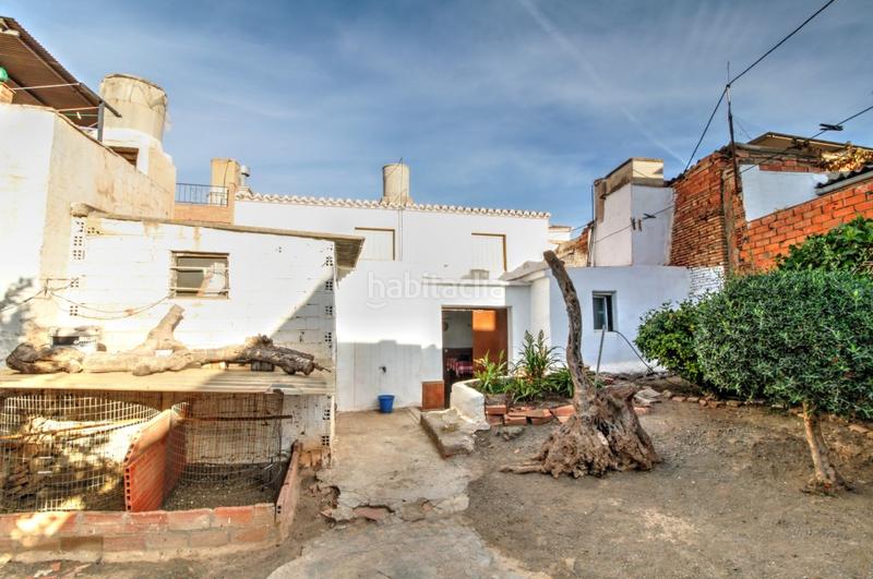 Foto abe36b54-9452-472c-9b19-1b749c0784b4. Masía casa de pueblo en velez málaga con jardín y mucho potencial en Vélez - Málaga