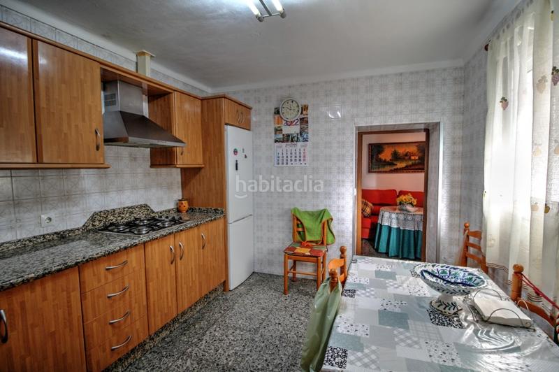 Foto c4667574-e607-4ced-8594-0a642117a92e. Masía casa de pueblo en velez málaga con jardín y mucho potencial en Vélez - Málaga