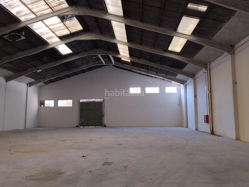 Foto e4481eab-27d6-4b2f-bbf3-d4e7d4263f5d. Location bâtiment à usage industriel dans Parc Central Barberà del Vallès