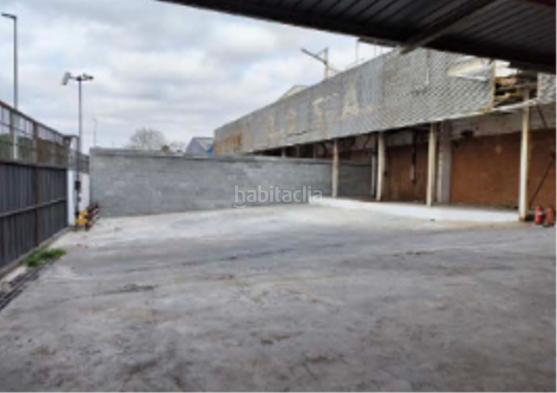 Foto ed6524fd-5de4-498e-8050-fa5e46b37e85. Location bâtiment à usage industriel dans Parc Central Barberà del Vallès