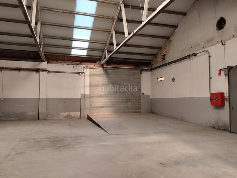 Foto 94bebe3e-cbdd-410e-8d5f-38b9b474e46c. Rent industrial building in Zona Industrial Barberà del Vallès