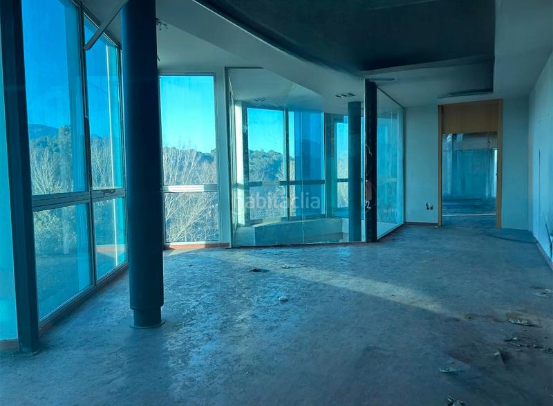 Foto 376a62f3-65a2-4f68-a202-e392b19a6e5f. Location local commercial dans Sant Celoni