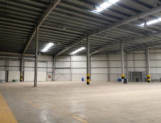 Lloguer Nau industrial a Parets del Vallès. Logística real, no promesas.