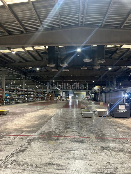 Foto 06bc1031-d6c1-489d-a210-978328474b85. Nau industrial a Hostalric