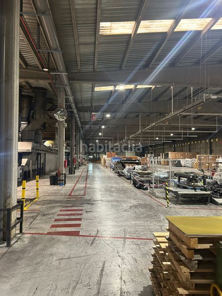 Foto e131c81d-917e-4ec6-9dde-03976c1b8917. Nau industrial a Hostalric