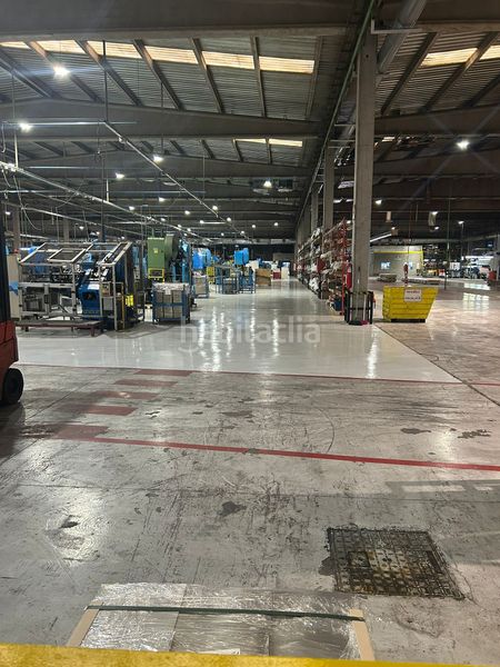 Foto fbb5690c-1268-4293-9b2d-78f0581e904b. Nau industrial a Hostalric