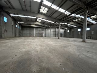 Affitto Capannone industriale in Fogars de la Selva. Tipo c con sprinklers, 8 metros de altura