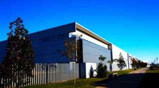 Lloguer Nau industrial a Carrer del progrés 41. 2.474 m² construidos con patio perimetral y acceso directo a la