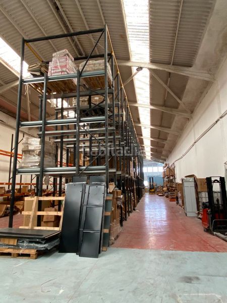 Foto 07eba6a7-bfee-4f5f-a702-481af97a23c0. Nau industrial a Sant Andreu de la Barca