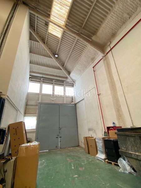 Foto ba494c50-94d1-4322-ad8e-07e9a773eb8d. Nau industrial a Sant Andreu de la Barca