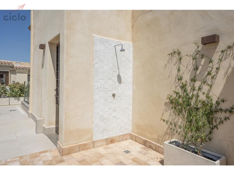 Foto 260a8c75-1d09-4d1a-8dc5-5c20f2c87815. Flat with pool in Feria Sevilla