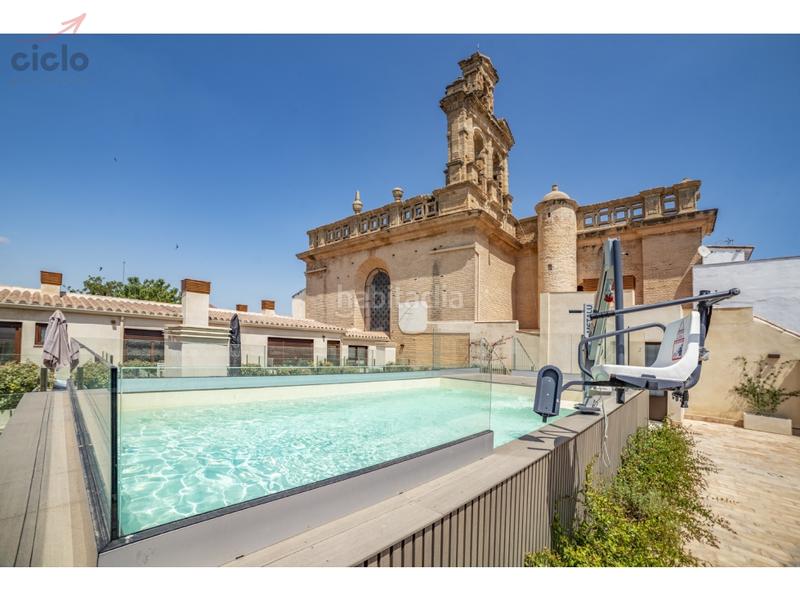 Foto 3abedb7d-f014-4f79-946a-944c12e3b40d. Flat with pool in Feria Sevilla