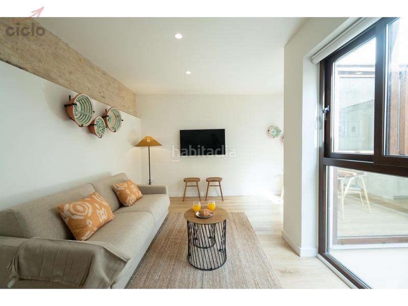 Foto c2095f67-048c-4beb-9920-b52a30b42ce7. Flat with pool in Feria Sevilla