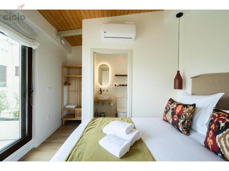 Foto df37fe62-6a84-4b06-85df-4ea83f579ff9. Flat with pool in Feria Sevilla