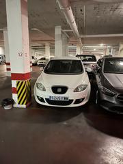 Rent Car parking in Calle virgen de las huertas 3. Plaza de garaje resitur