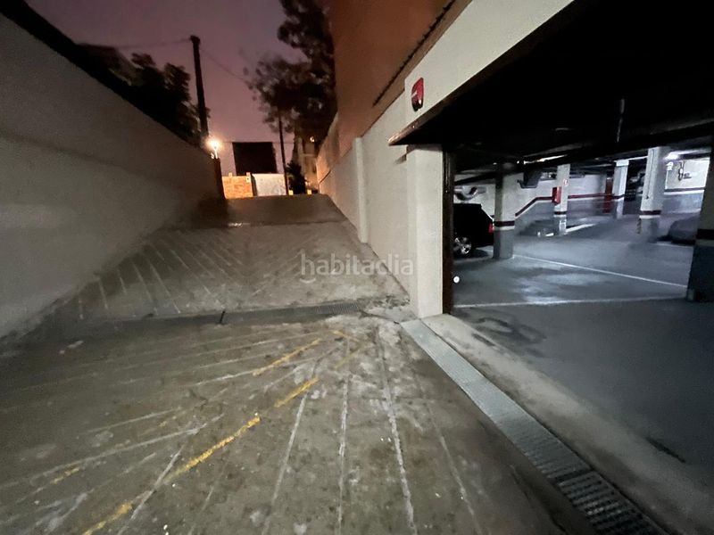 Foto 0dbd88e2-57ed-4c8a-bb6f-a57714c97714. Aparcament cotxe a Horta Barcelona