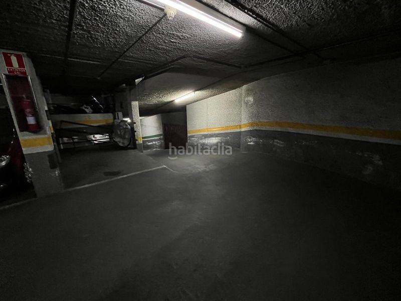 Foto 0f05135e-6826-4941-95d4-af4130418f80. Aparcament cotxe a Horta Barcelona
