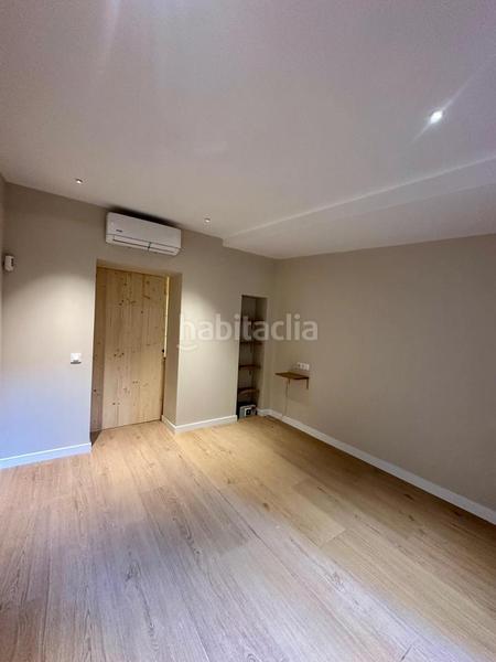 Foto 9ac1e147-82be-4ee7-9fc8-b123f90d8db9. Estudi a Horta Barcelona