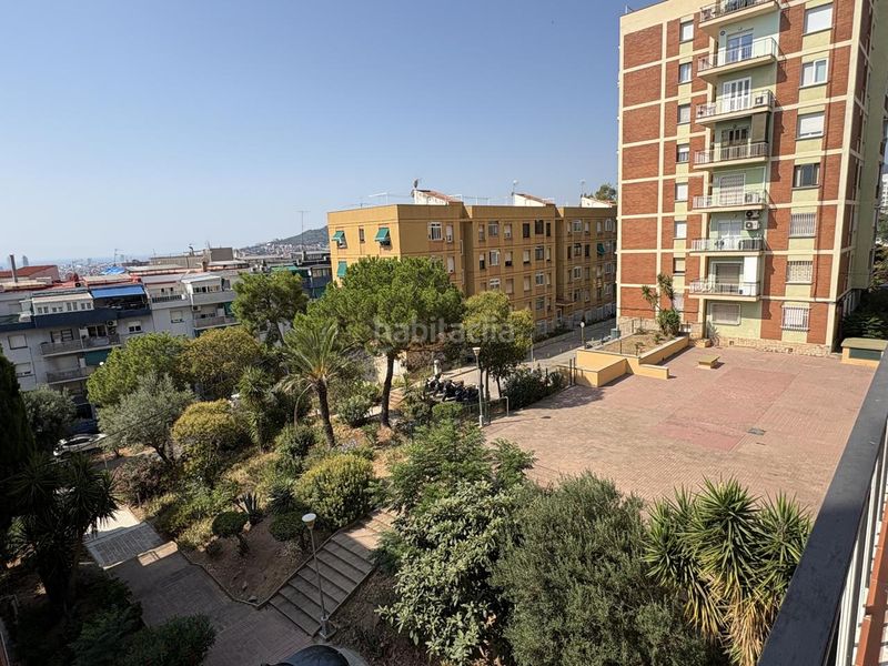 Foto e2a0f002-5370-4b36-ace5-0ac761df5e69. Pis a Roquetes Barcelona