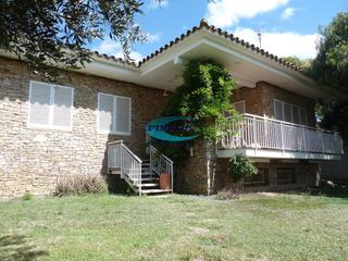 Casa a Bigues i Riells. Casa en venta en urbanizacin, 4 dormitorios.