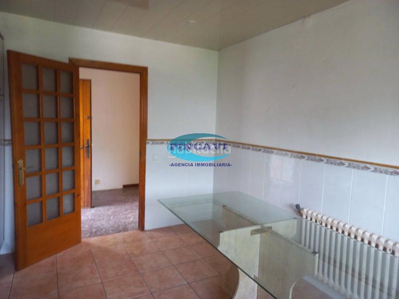 Foto 3bf94283-8b68-4b72-9d87-bf394df2ba83. Casa con riscaldamento parcheggio piscina in Bigues i Riells del Fai