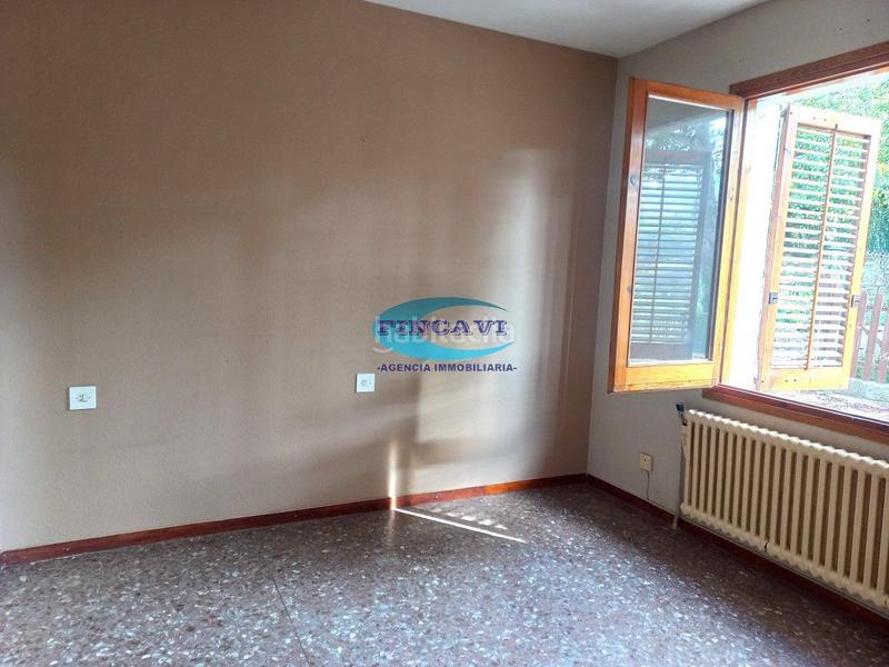 Foto 423acb84-dcd4-4cdf-a880-61bd0df490c5. Casa con riscaldamento parcheggio piscina in Bigues i Riells del Fai