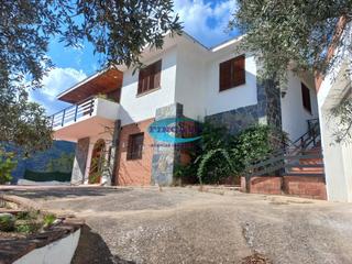 Casa in Bigues i Riells del Fai. Casa en venta en bigues i riells, 5 dormitorios.