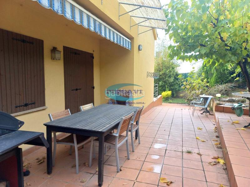 Foto 27be619e-28b7-4d5c-8691-6f5702069c93. Haus mit heizung parking pool in Bigues i Riells del Fai