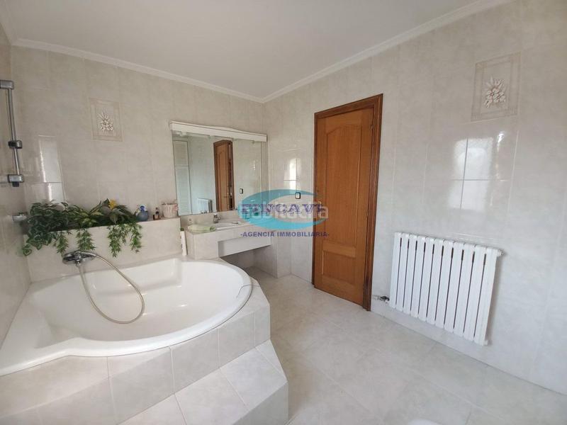 Foto 629e6a9e-3911-4ca6-8a55-6d653a534e45. Haus mit heizung parking pool in Bigues i Riells del Fai