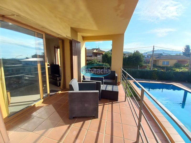 Foto 6fd33363-c630-47c7-999f-06978daf0c5b. Haus mit heizung parking pool in Bigues i Riells del Fai